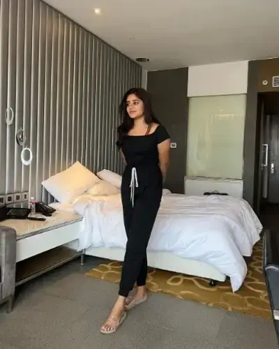Call Girls Baber Bagh Cash On Delivery